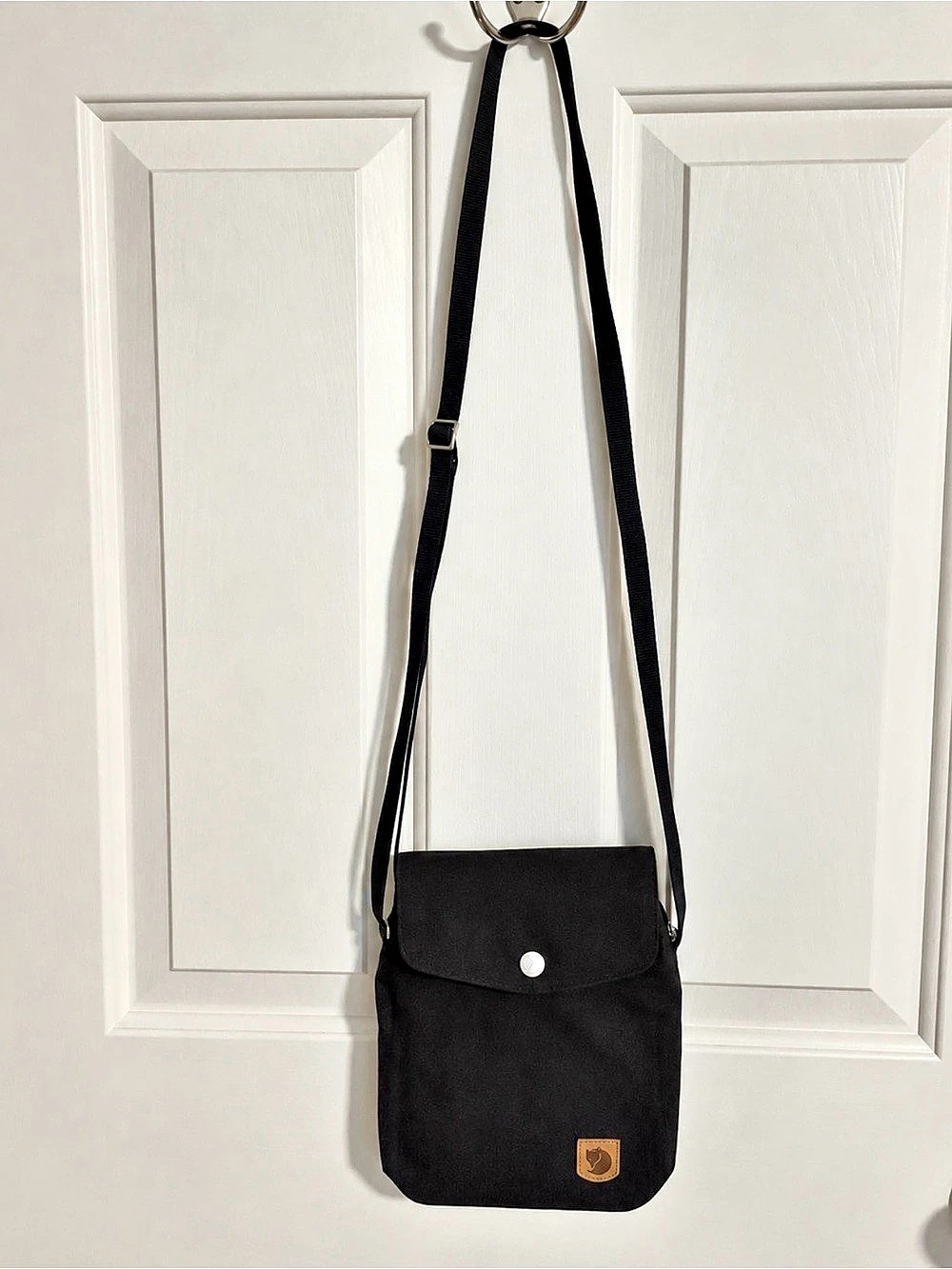 Fjallraven High Coast Pocket Crossbody Bag in Black